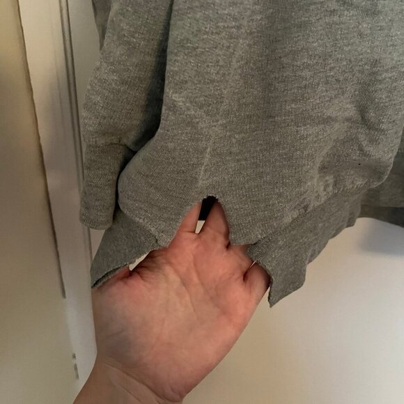 Taylor’s Version NFL Logo Crewneck Size 3xl (Fruit of the Loom) - Picture 6 of 7